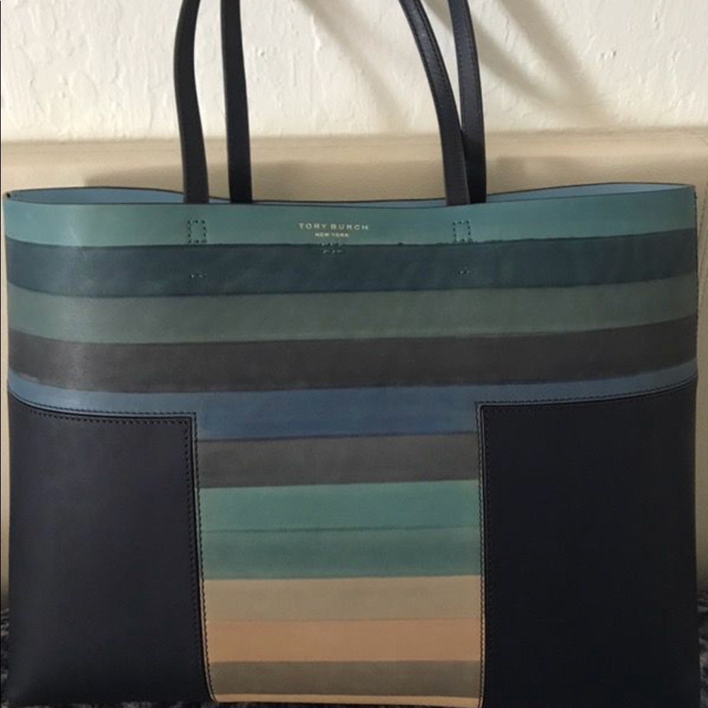Tory burch new bag with dust bag , never used
